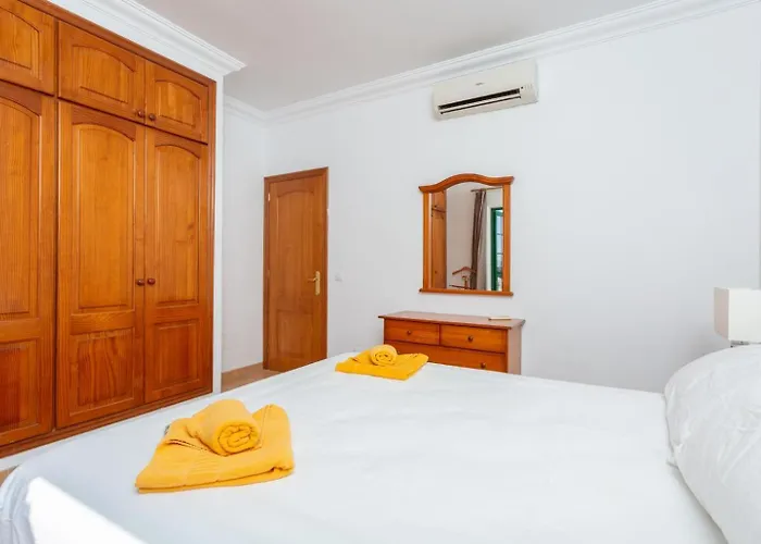 Willa Costa Papagayo 5 *